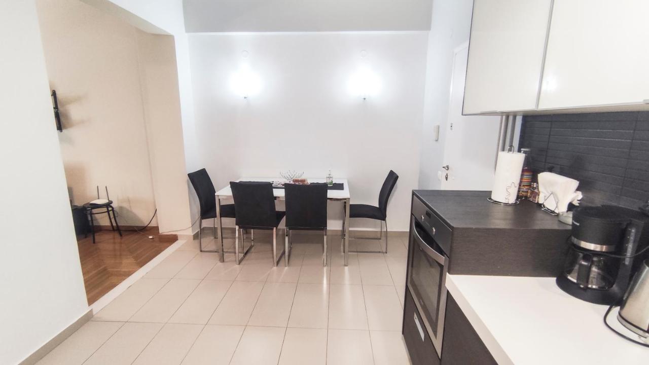 Sandy'S Apartment ナフプリオ エクステリア 写真